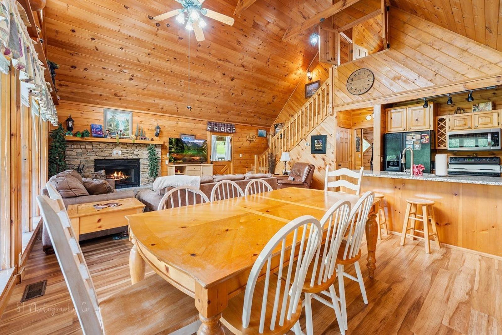 Hibernation Station Cabin Sevierville Exterior foto